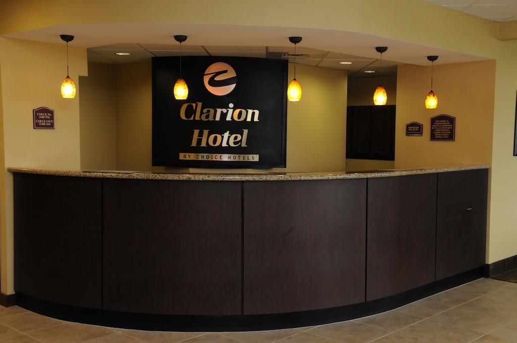 Clarion Inn Michigan City Exterior photo